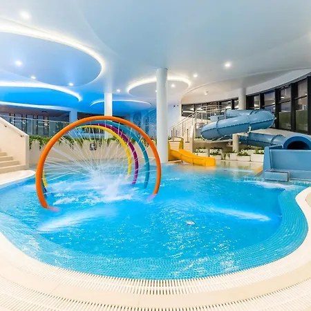 Nadmorska Przystan Polanki Aqua شقة *