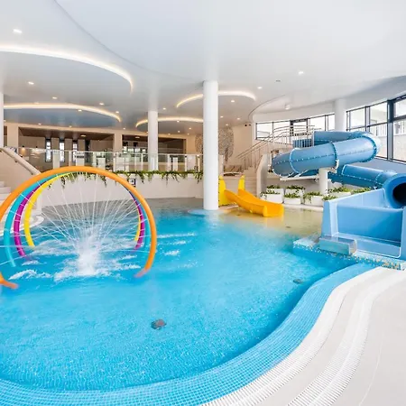 Nadmorska Przystan Polanki Aqua شقة *